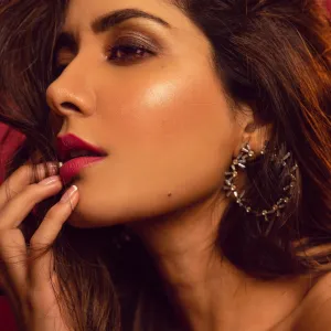 Poker, Faith and Eggs_360P