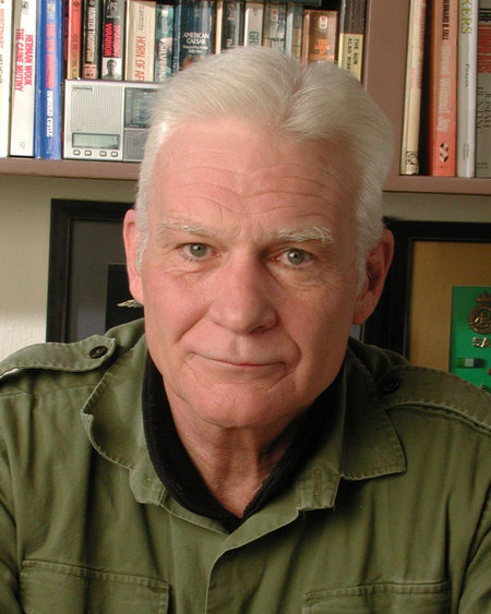 actor Dale Dye large photo