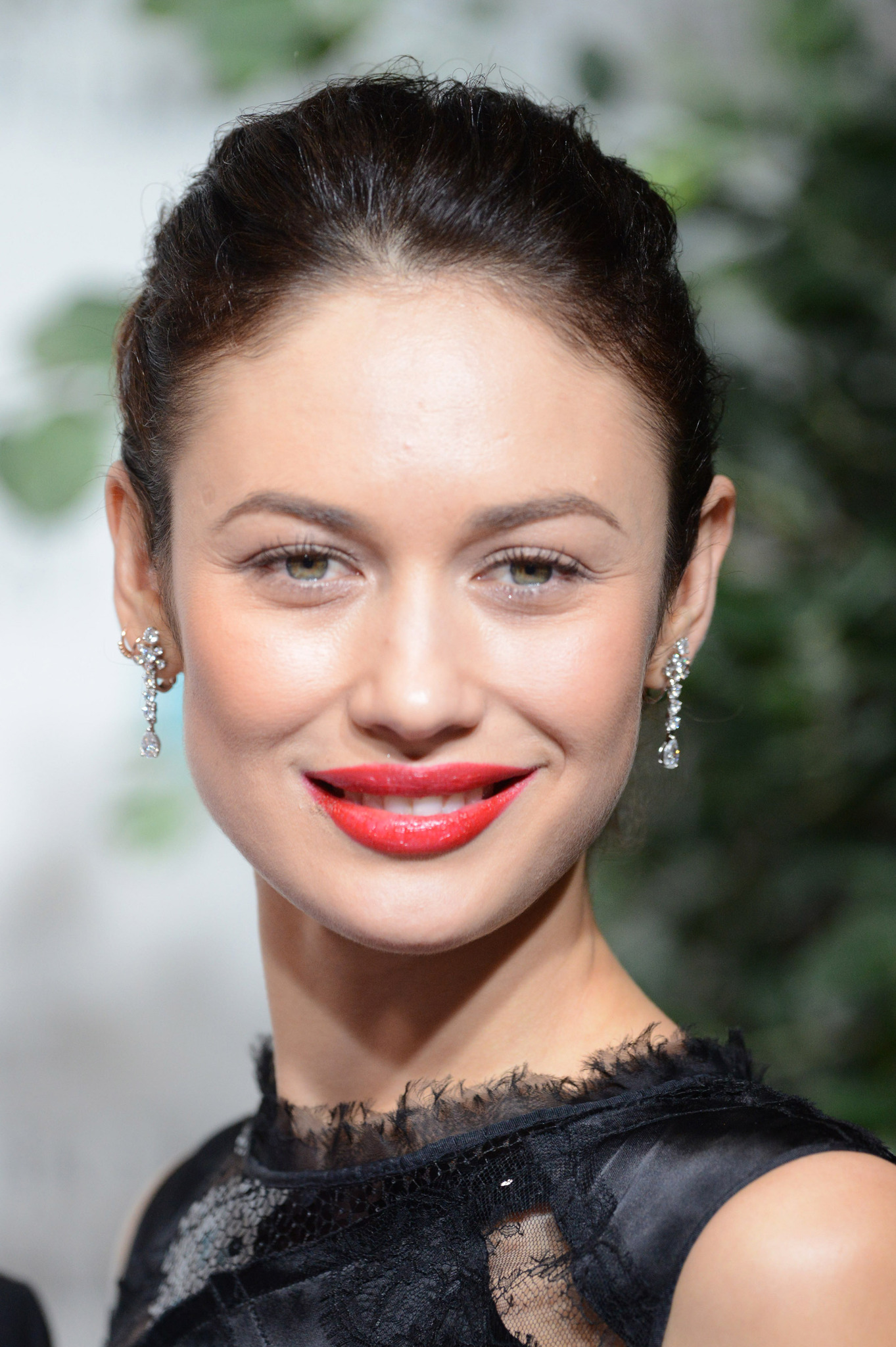 actor Olga Kurylenko large photo