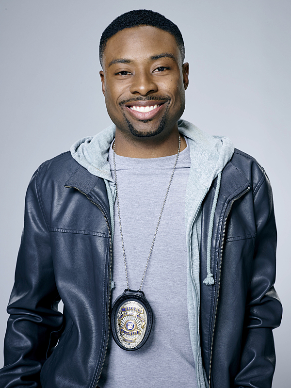 actor Justin Hires large photo