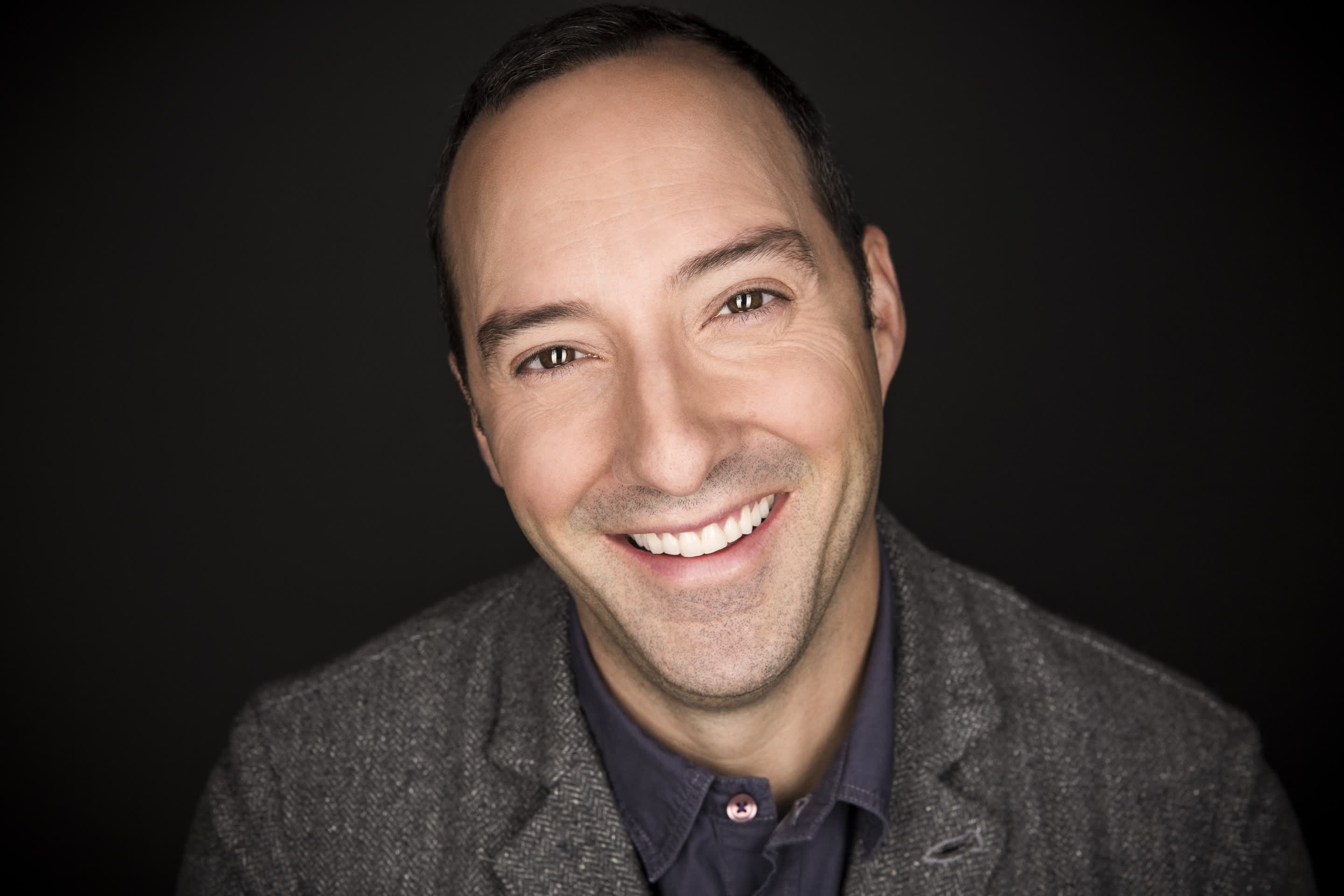 actor Tony Hale large photo