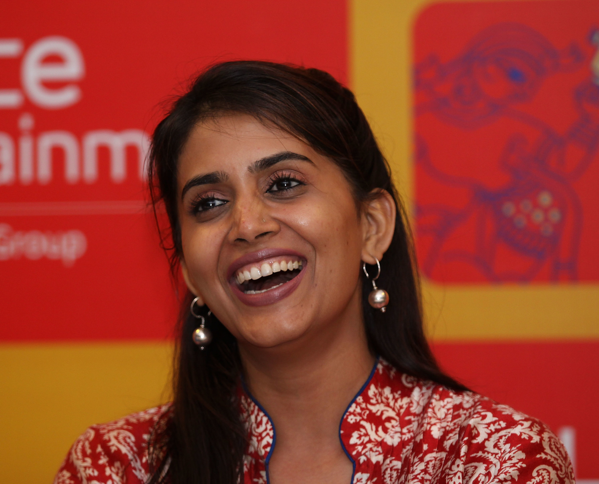 actor Sonali Kulkarni large photo