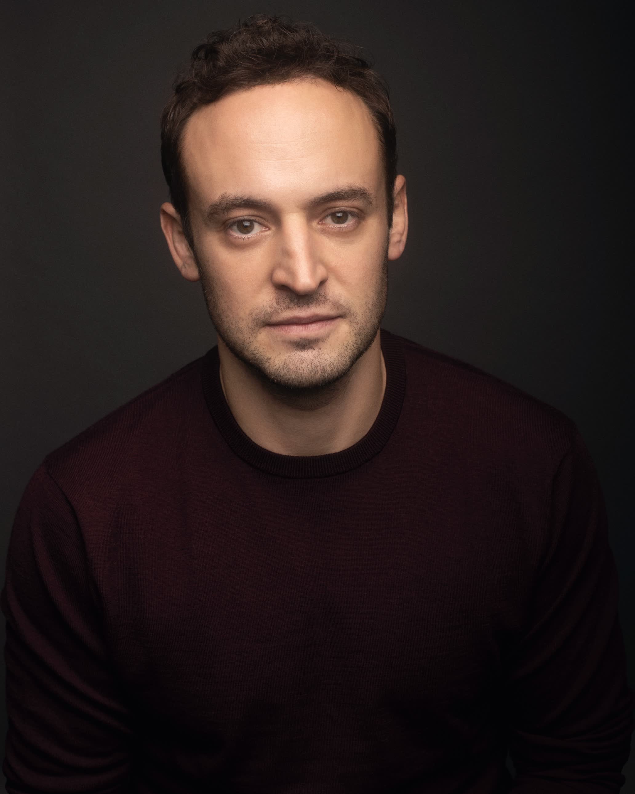 actor Charlie Hofheimer large photo