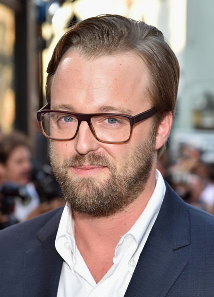 actor Joshua Leonard large photo