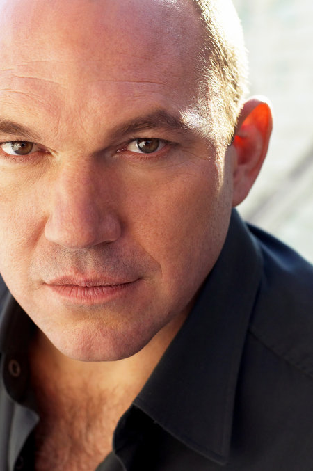 actor Wade Williams large photo