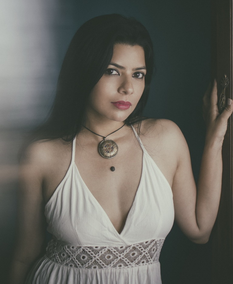 actor Rajshri Deshpande large photo