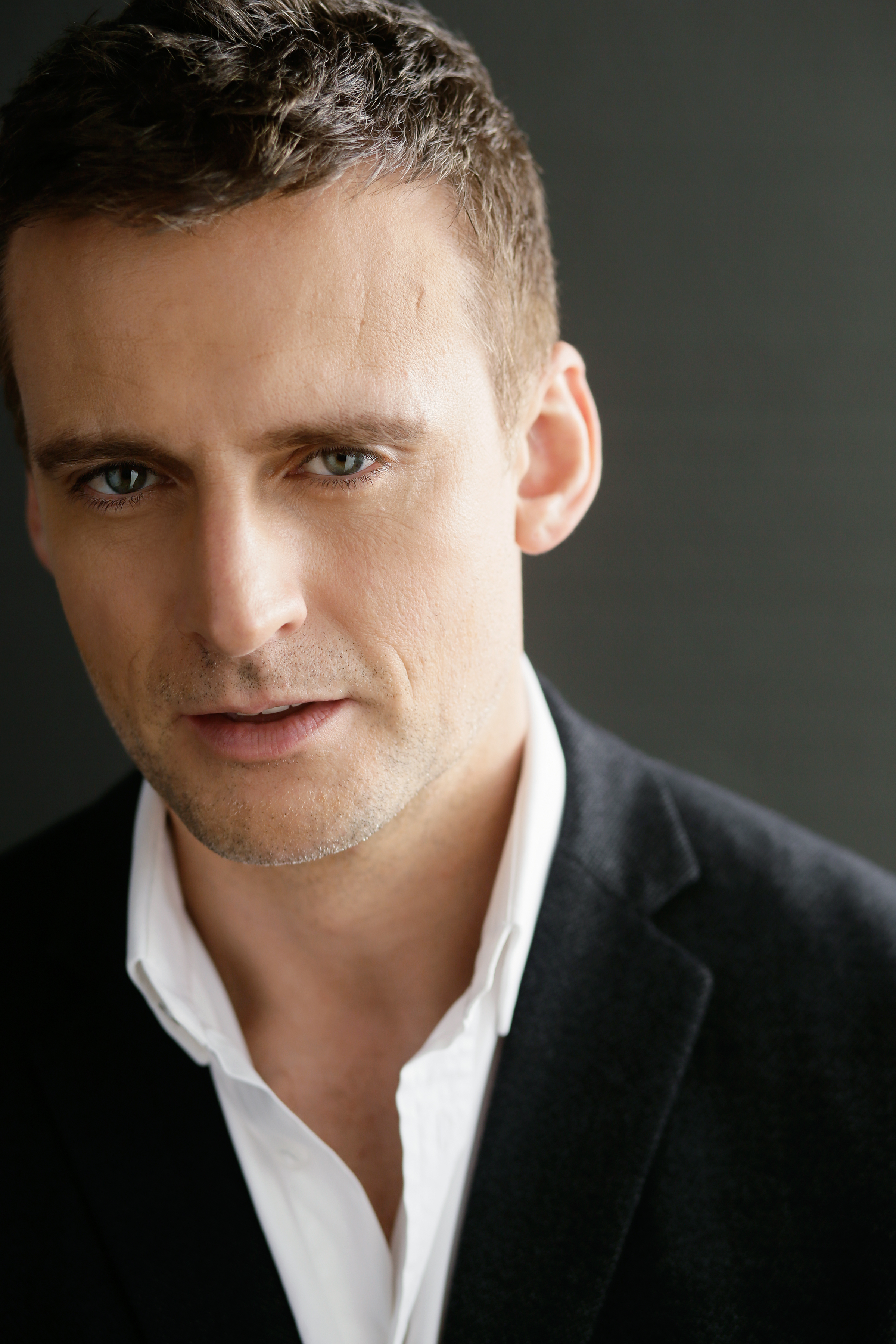 actor Callum Blue large photo
