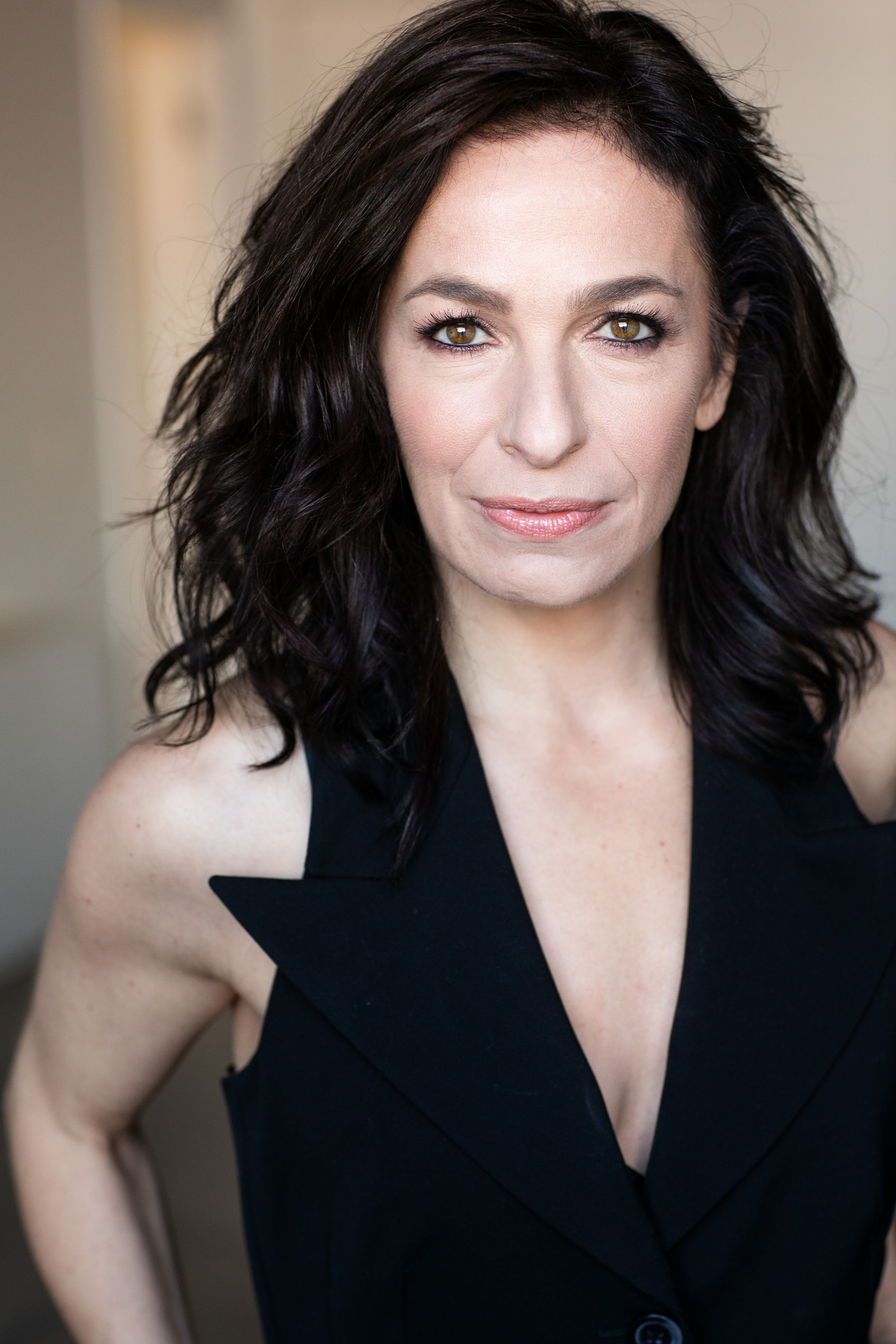 actor Salli Saffioti large photo