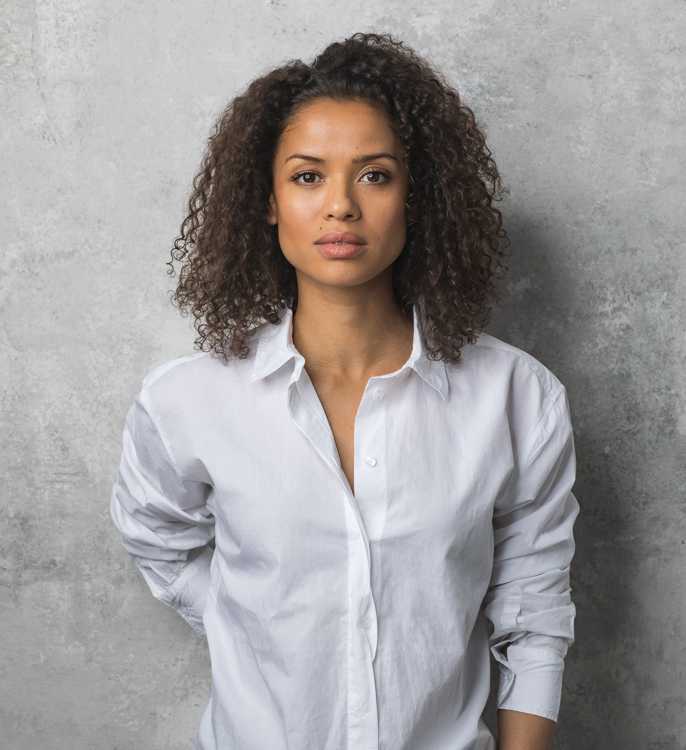 actor Gugu Mbatha-Raw large photo