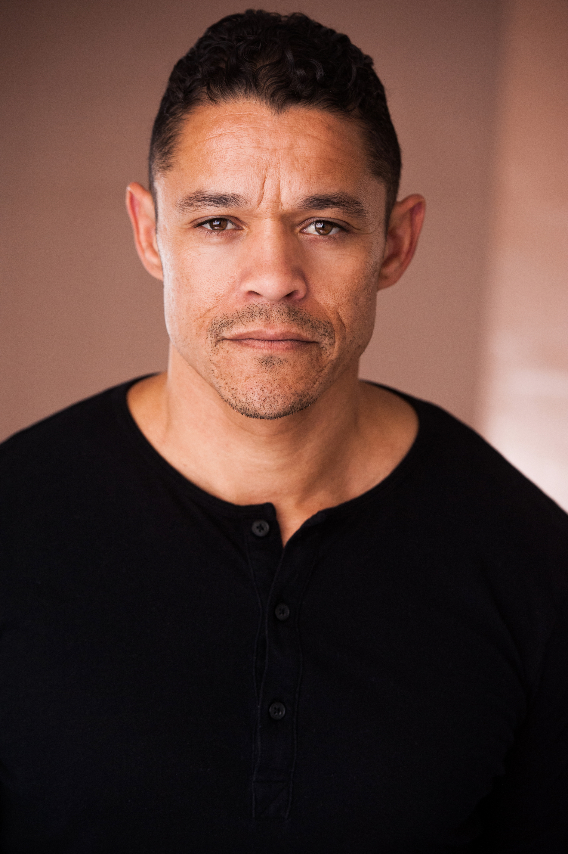actor Ian Casselberry large photo