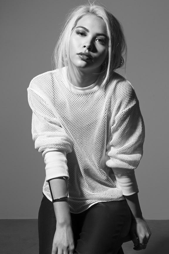 actor Hayley Kiyoko large photo