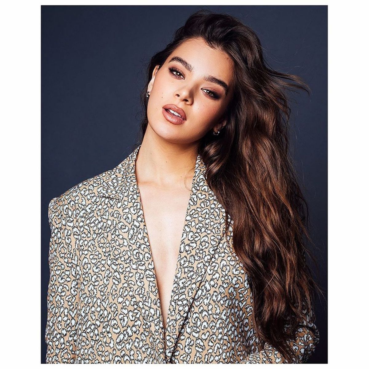 actor Hailee Steinfeld large photo
