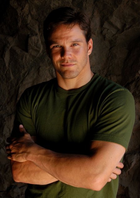 actor Dylan Bruno large photo