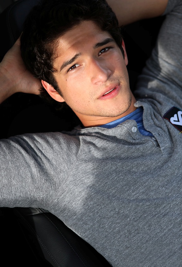 actor Tyler Posey large photo