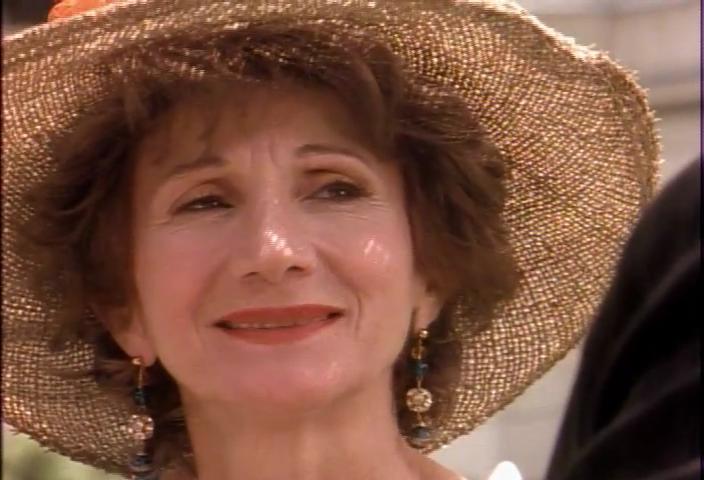 actor Olympia Dukakis large photo