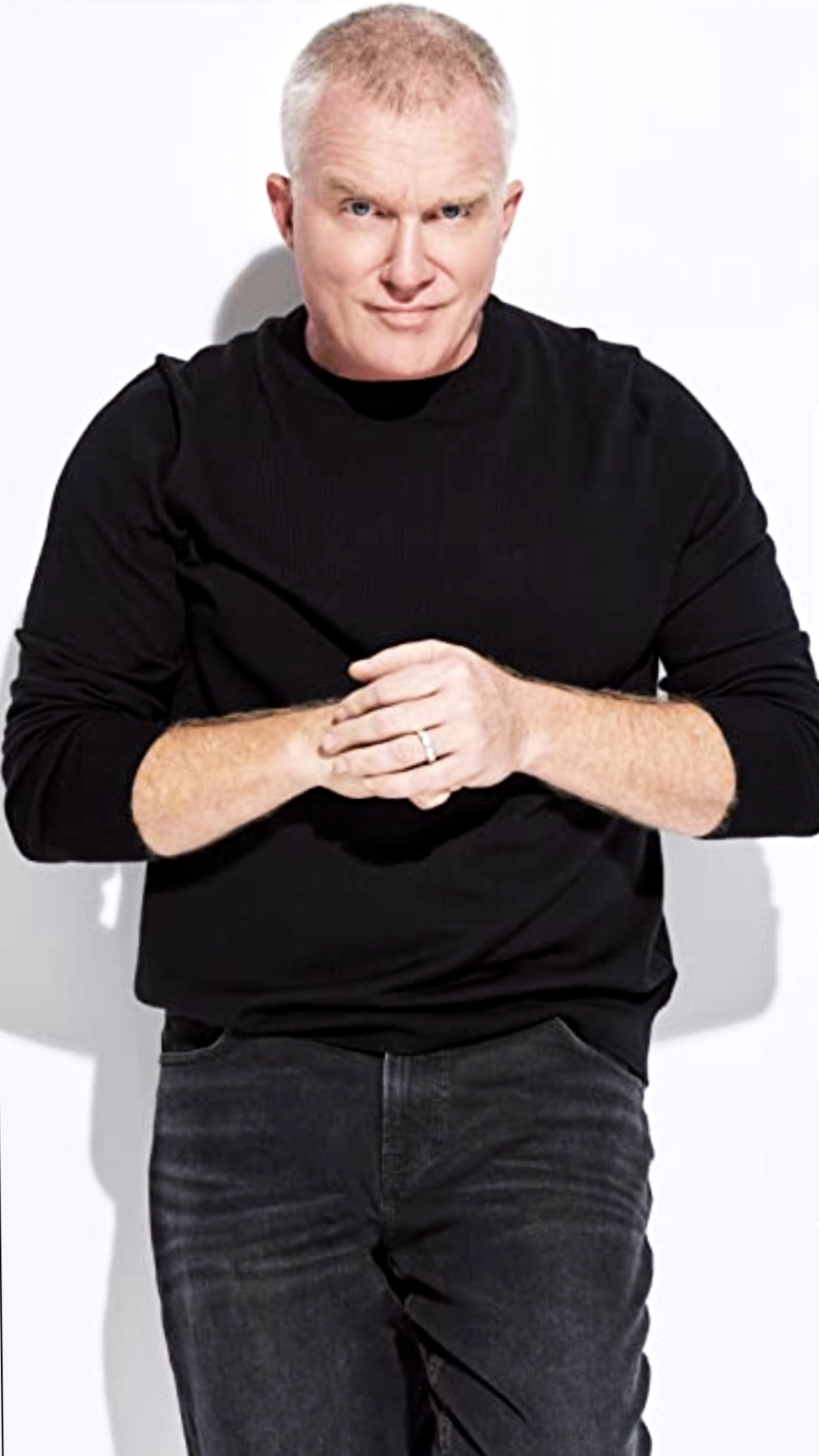 actor Anthony Michael Hall large photo