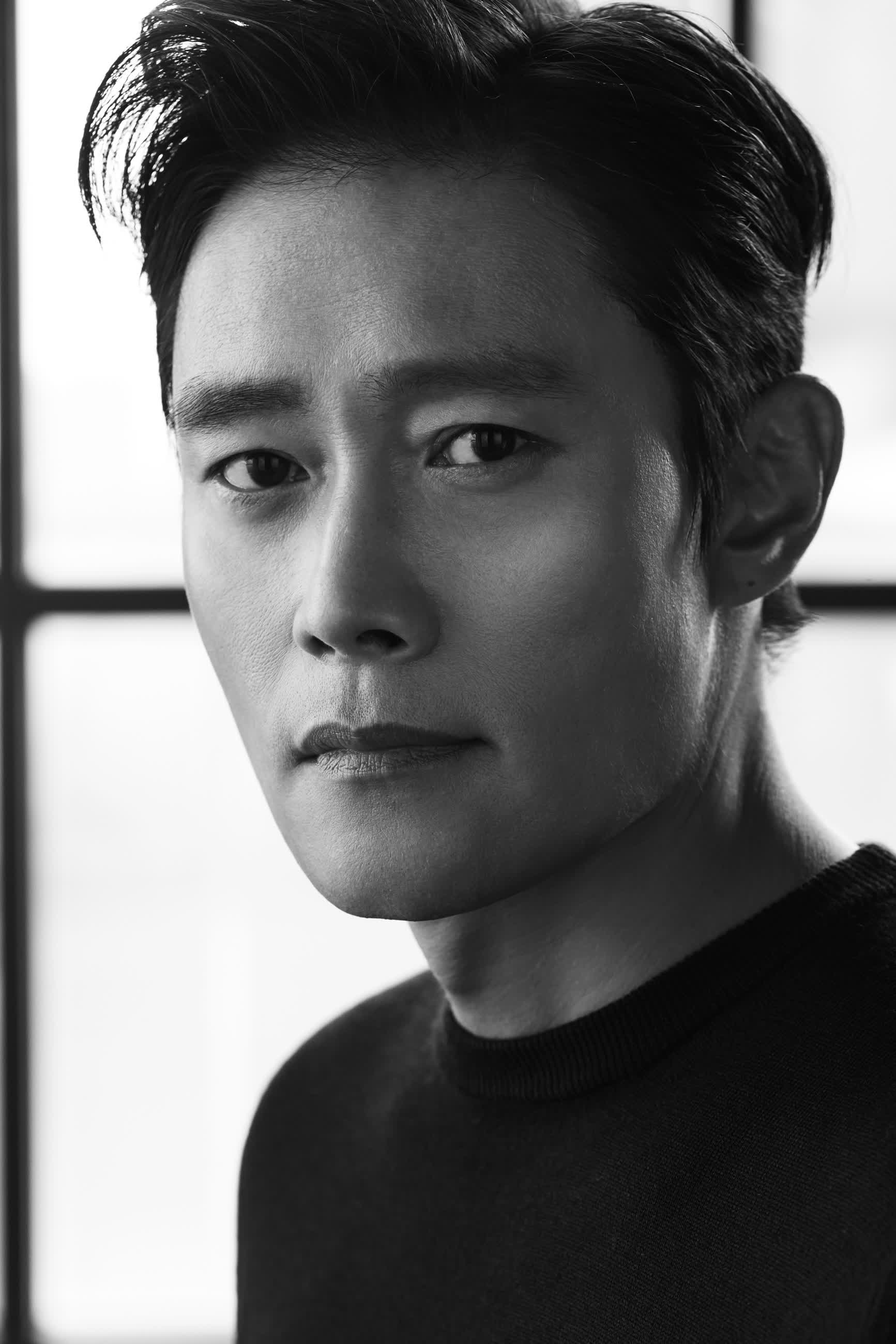 actor Lee Byung-hun large photo