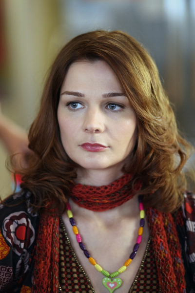 actor Heather Burns large photo