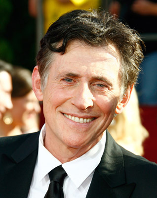 actor Gabriel Byrne large photo