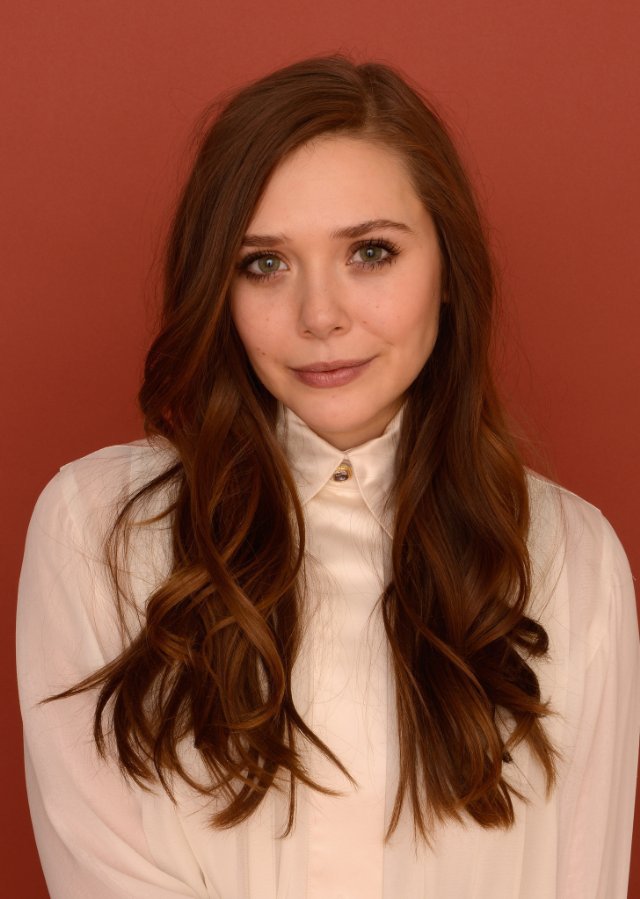 actor Elizabeth Olsen large photo