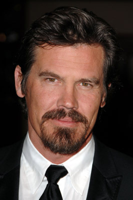 actor Josh Brolin large photo