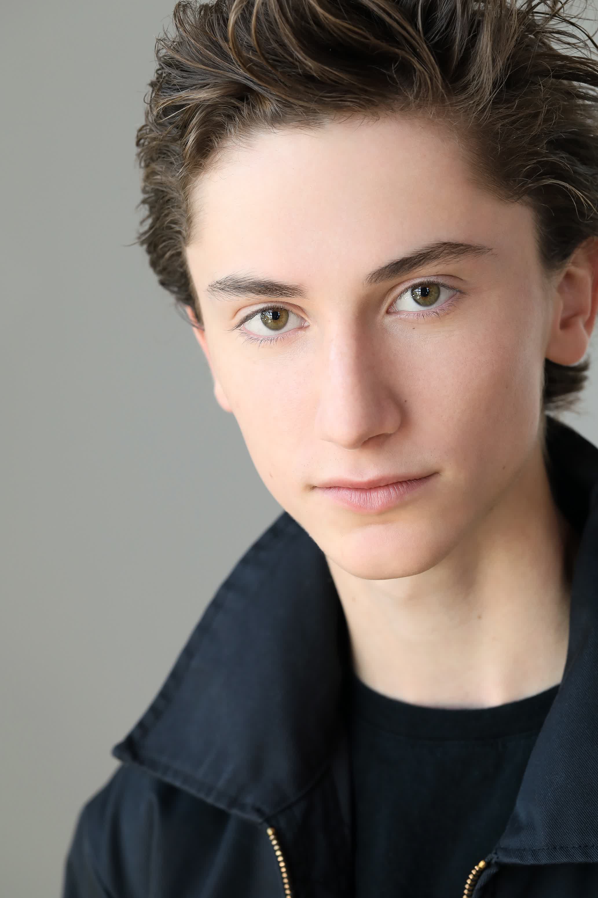 actor Steele Stebbins large photo