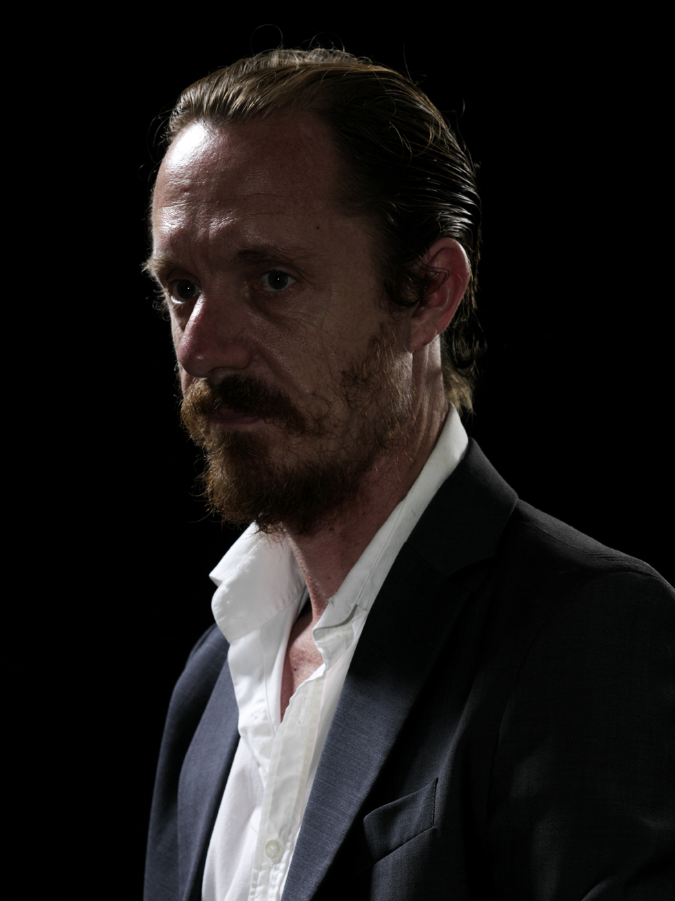 actor Matthew Sunderland large photo