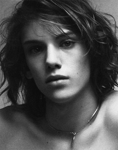 actor Jamie Campbell Bower large photo