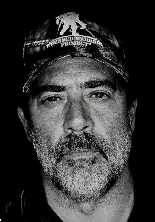 actor Jeffrey Dean Morgan large photo