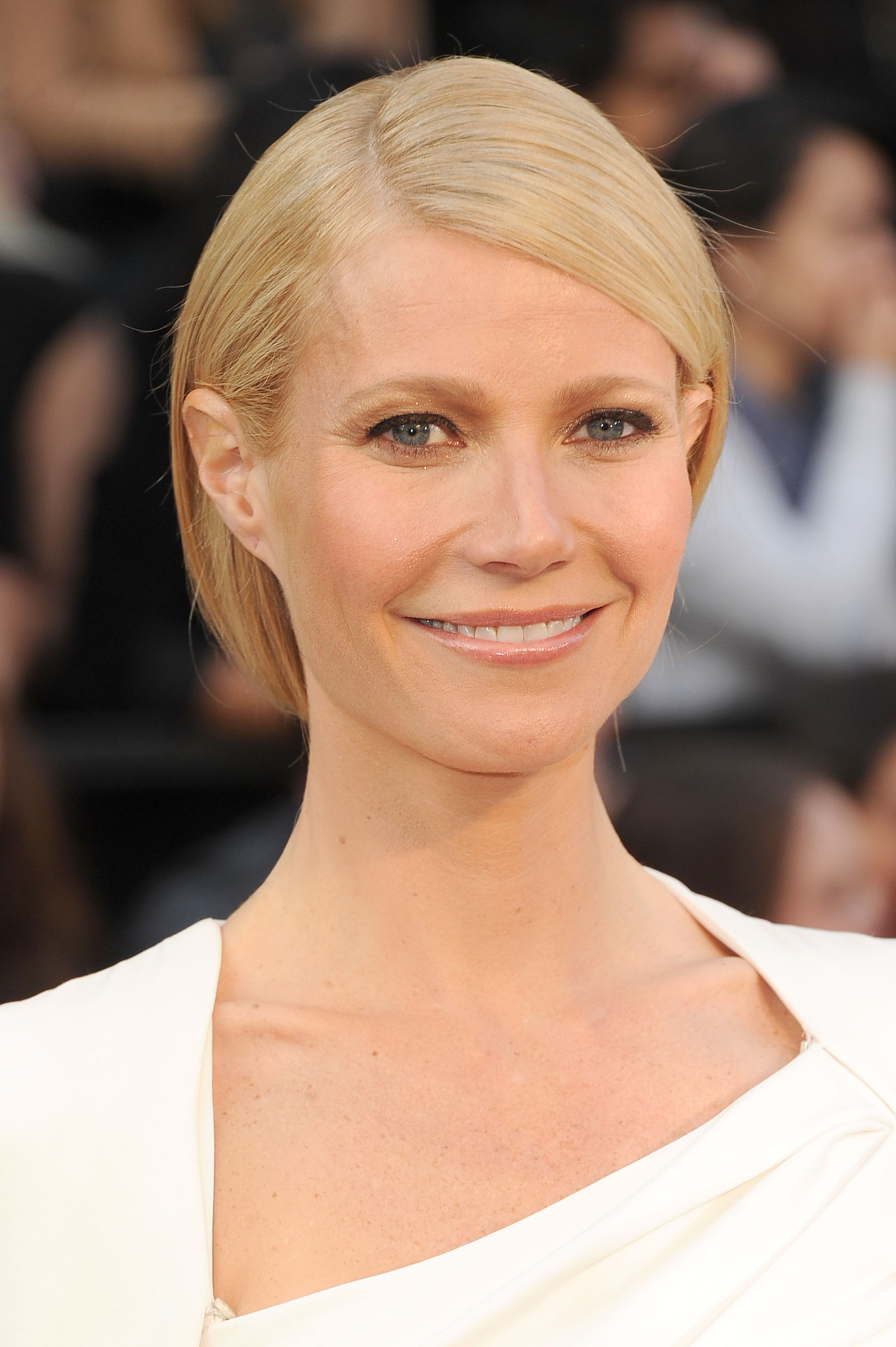 actor Gwyneth Paltrow large photo