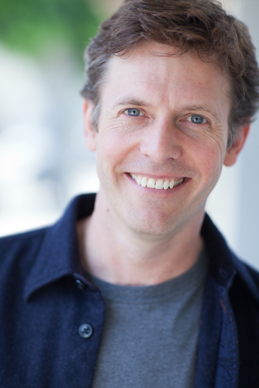 actor Erik Stolhanske large photo