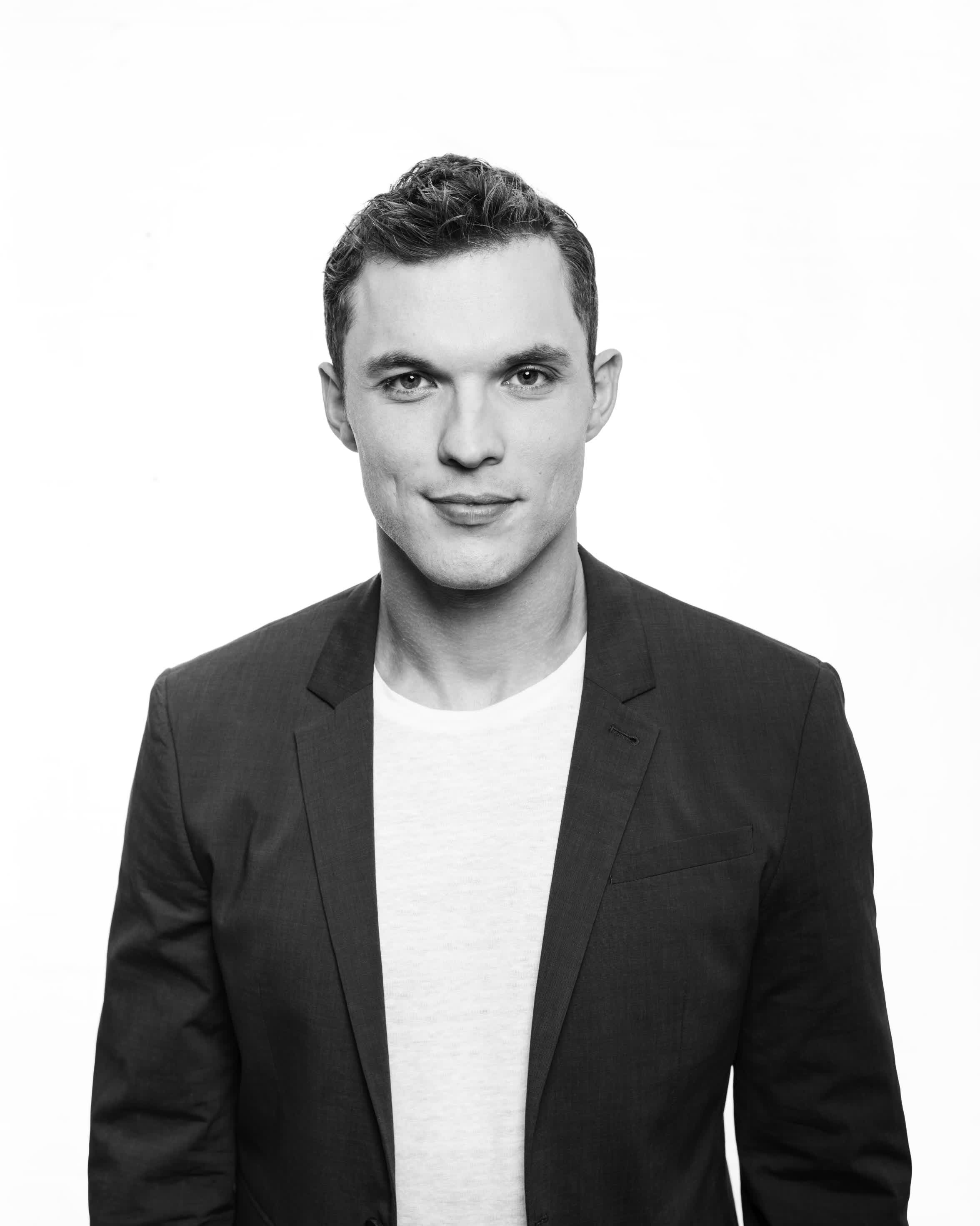 actor Ed Skrein large photo
