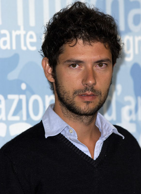actor Melvil Poupaud large photo