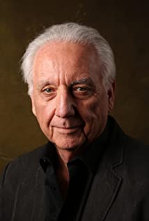 actor Bob Gunton large photo