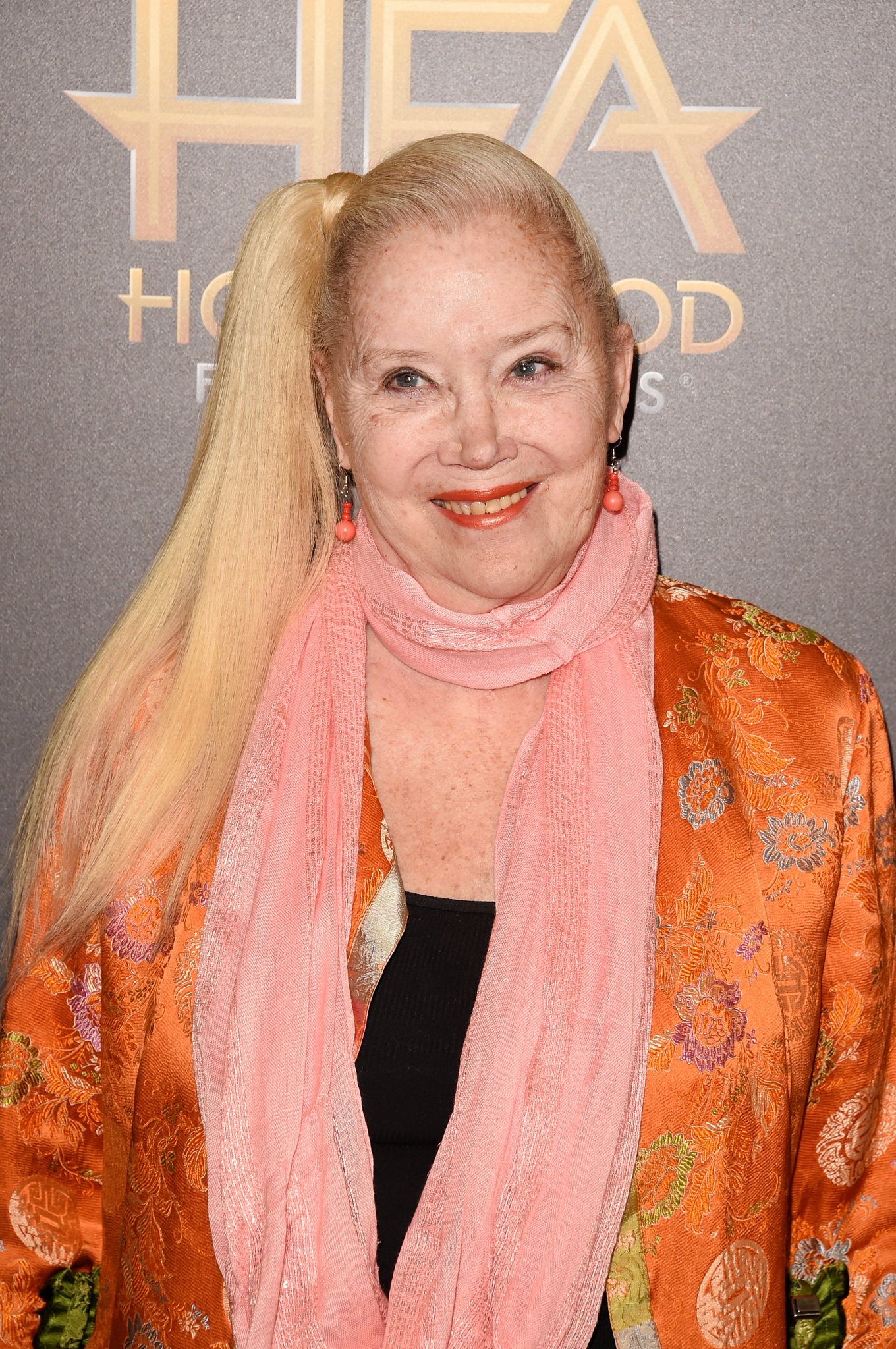 actor Sally Kirkland large photo