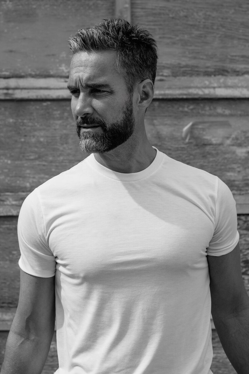actor Jay Harrington large photo