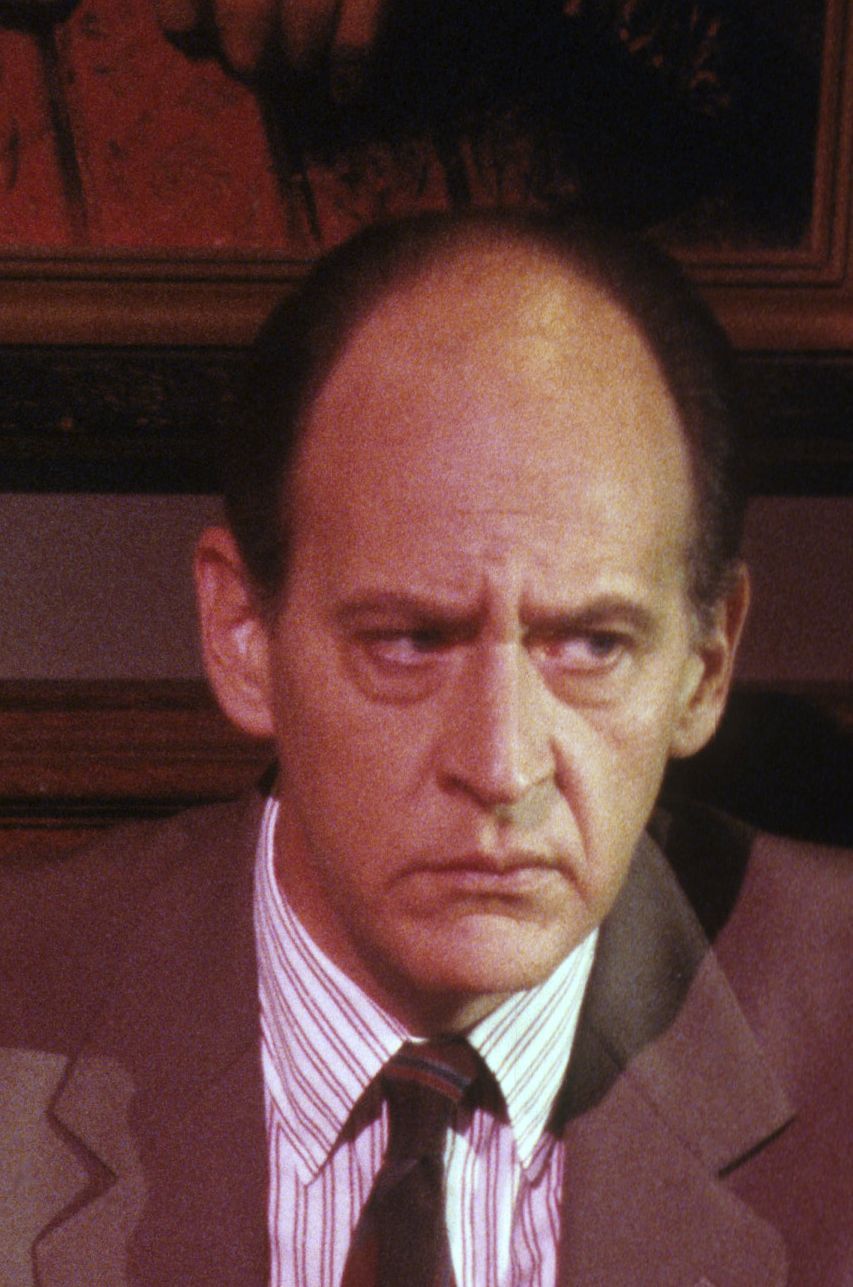 actor Earl Boen large photo