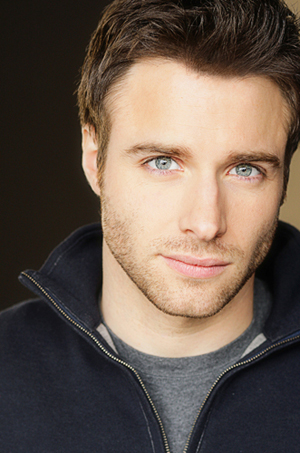 actor Mark Famiglietti large photo