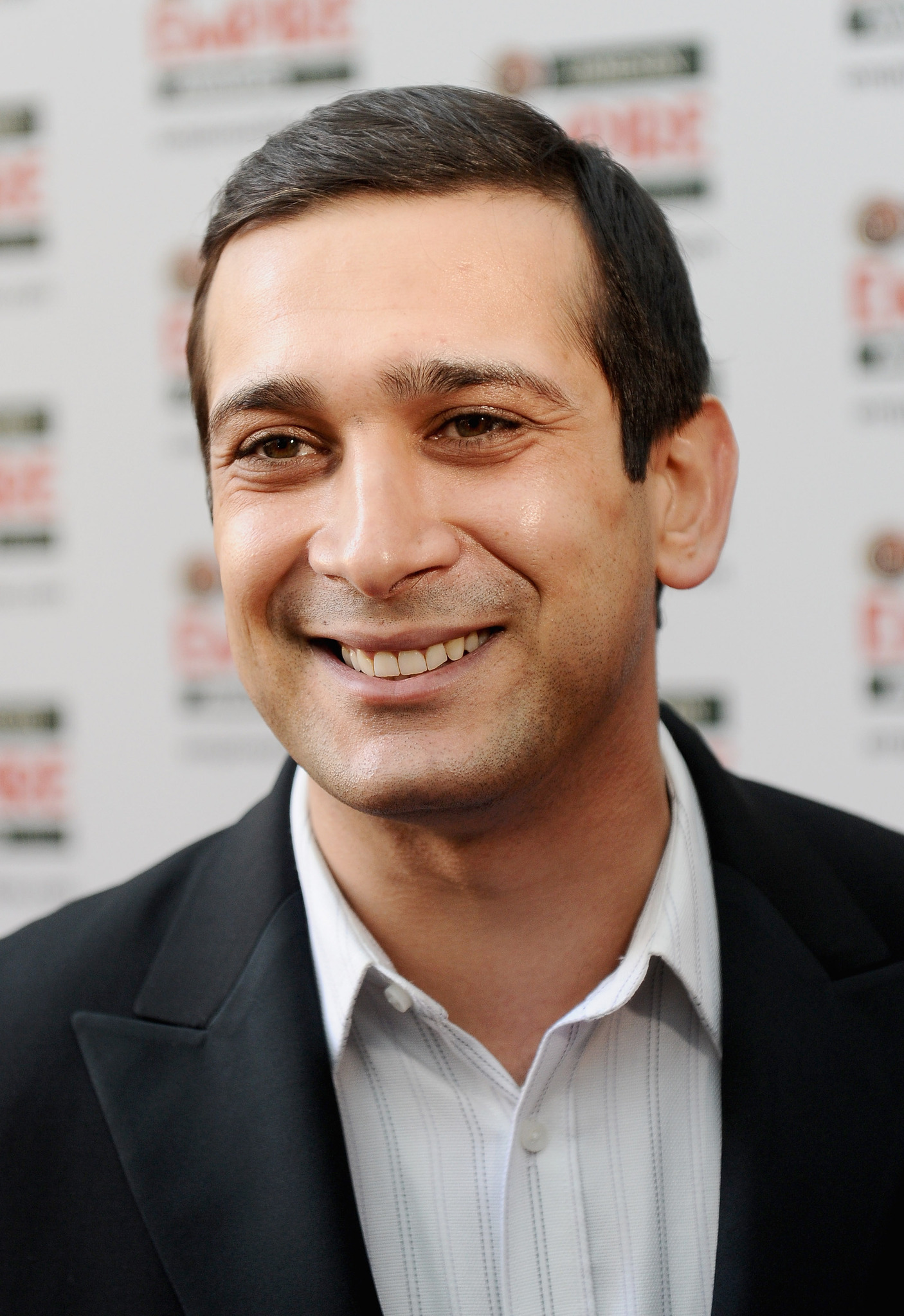 actor Jimi Mistry large photo