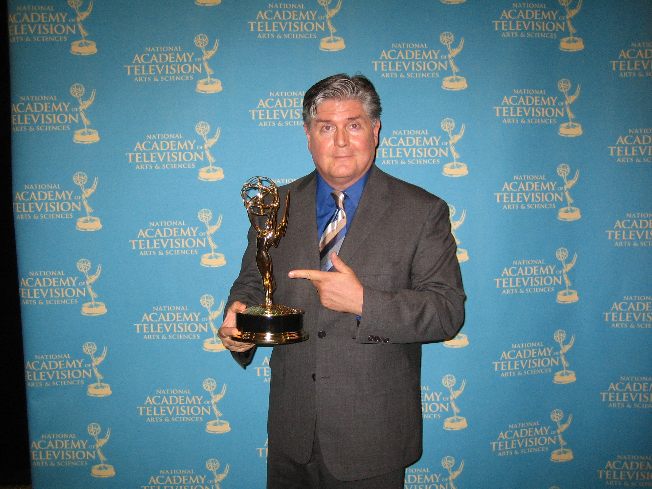 actor Jim Ward large photo