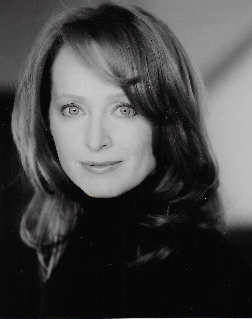 actor Marnie McPhail large photo