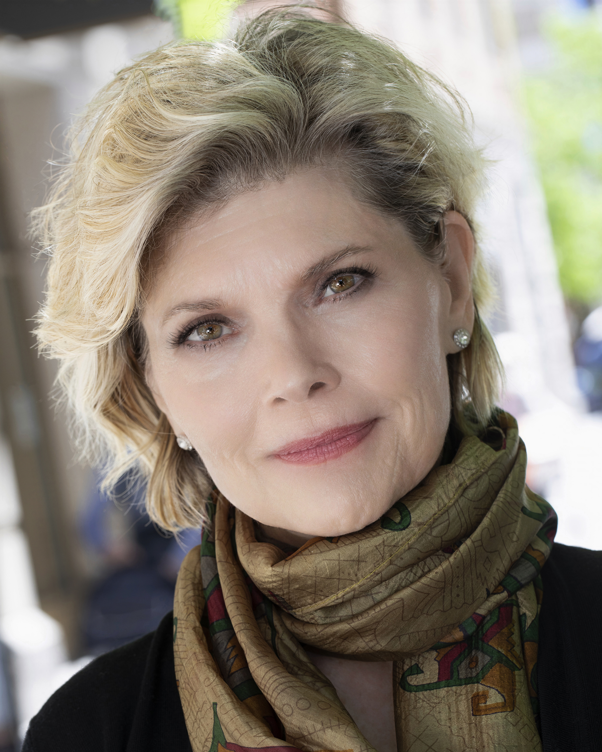 actor Debra Monk large photo