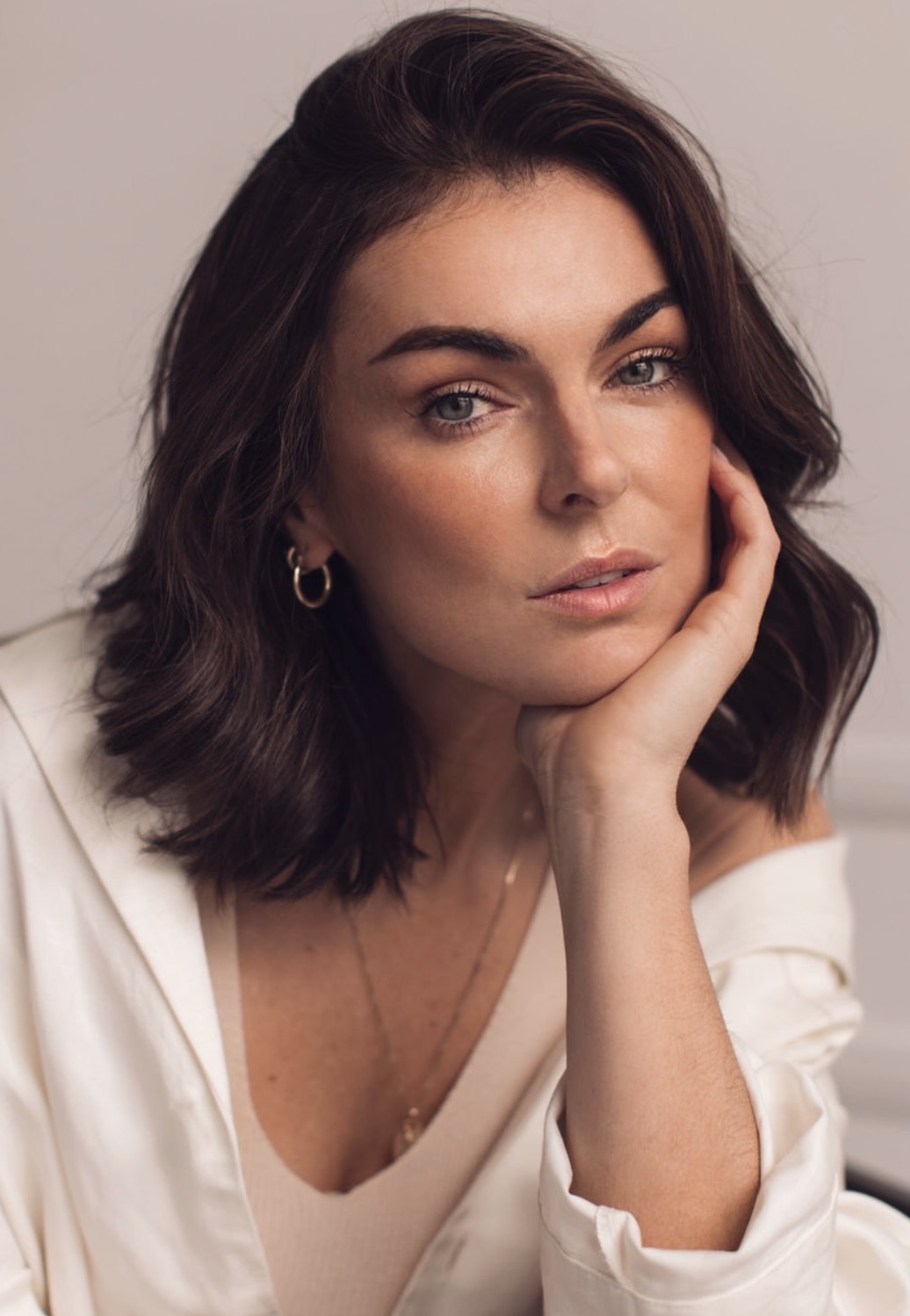 actor Serinda Swan large photo