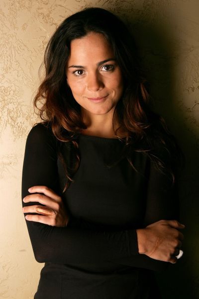 actor Alice Braga large photo