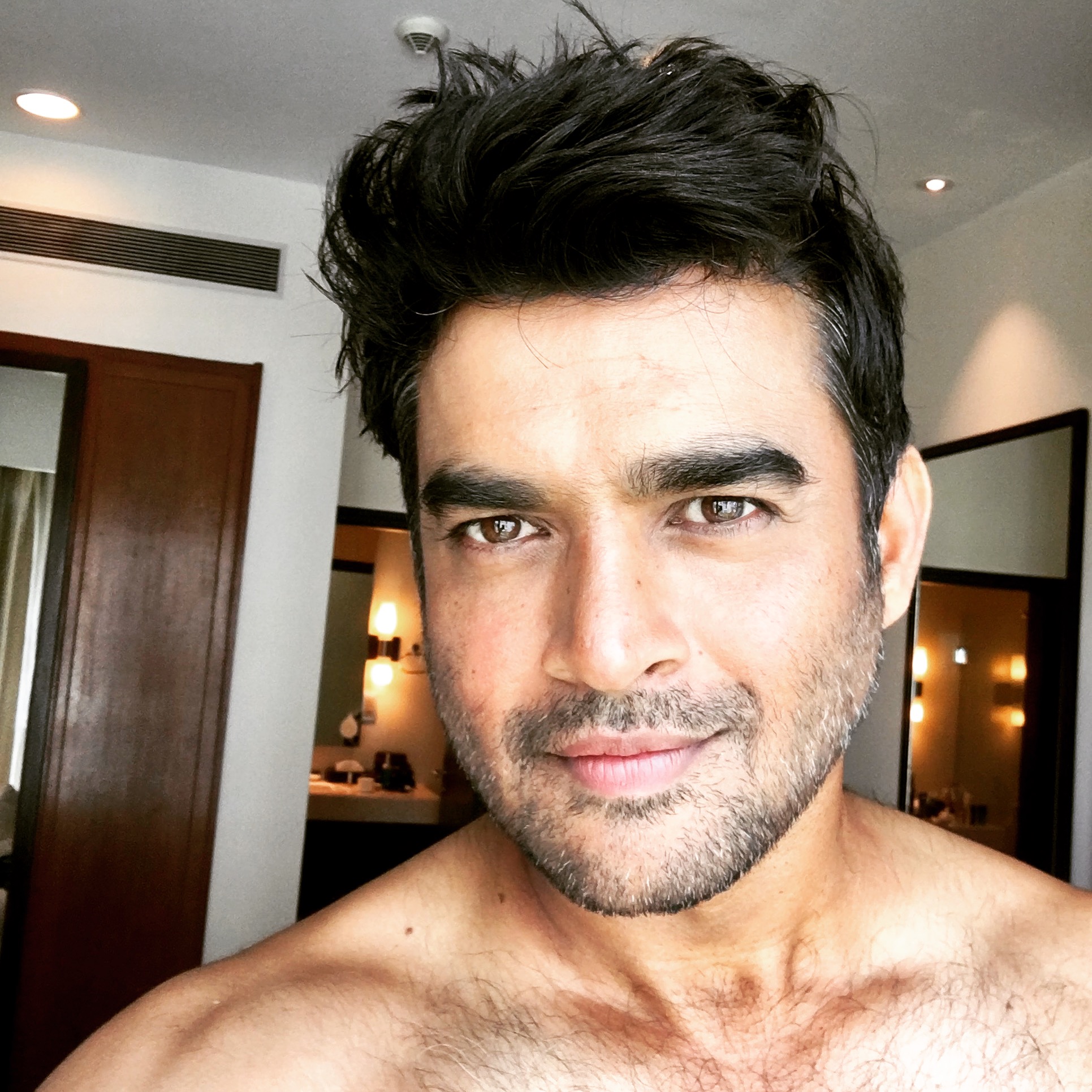actor Madhavan large photo