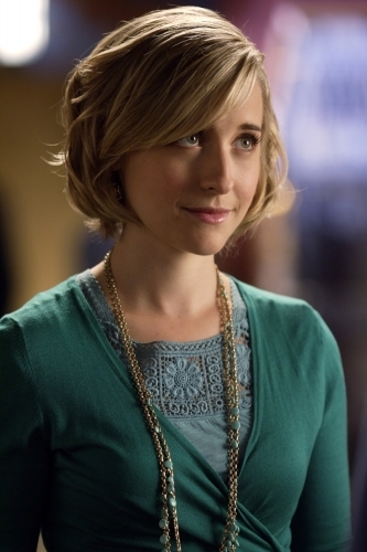 actor Allison Mack large photo