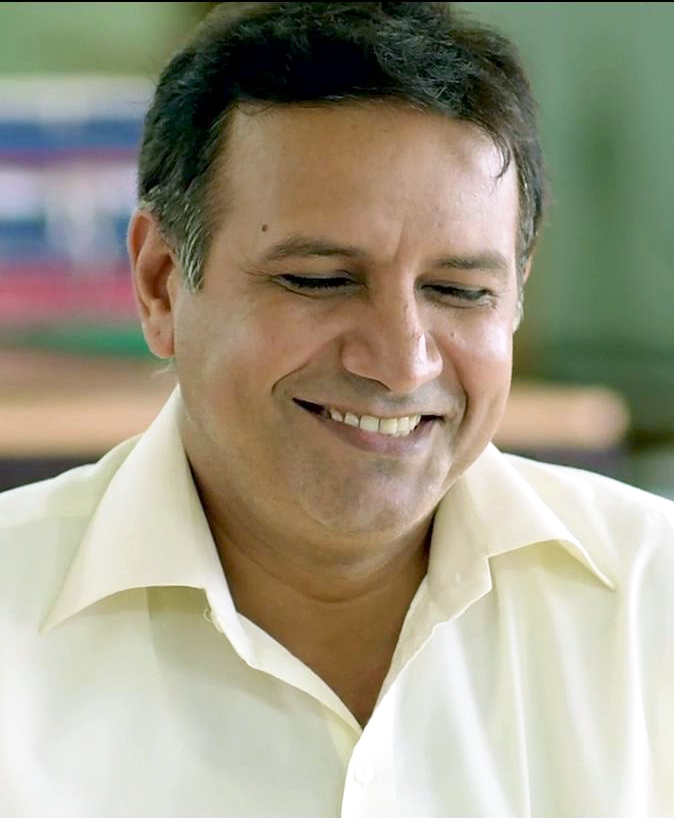 actor Kumud Mishra large photo