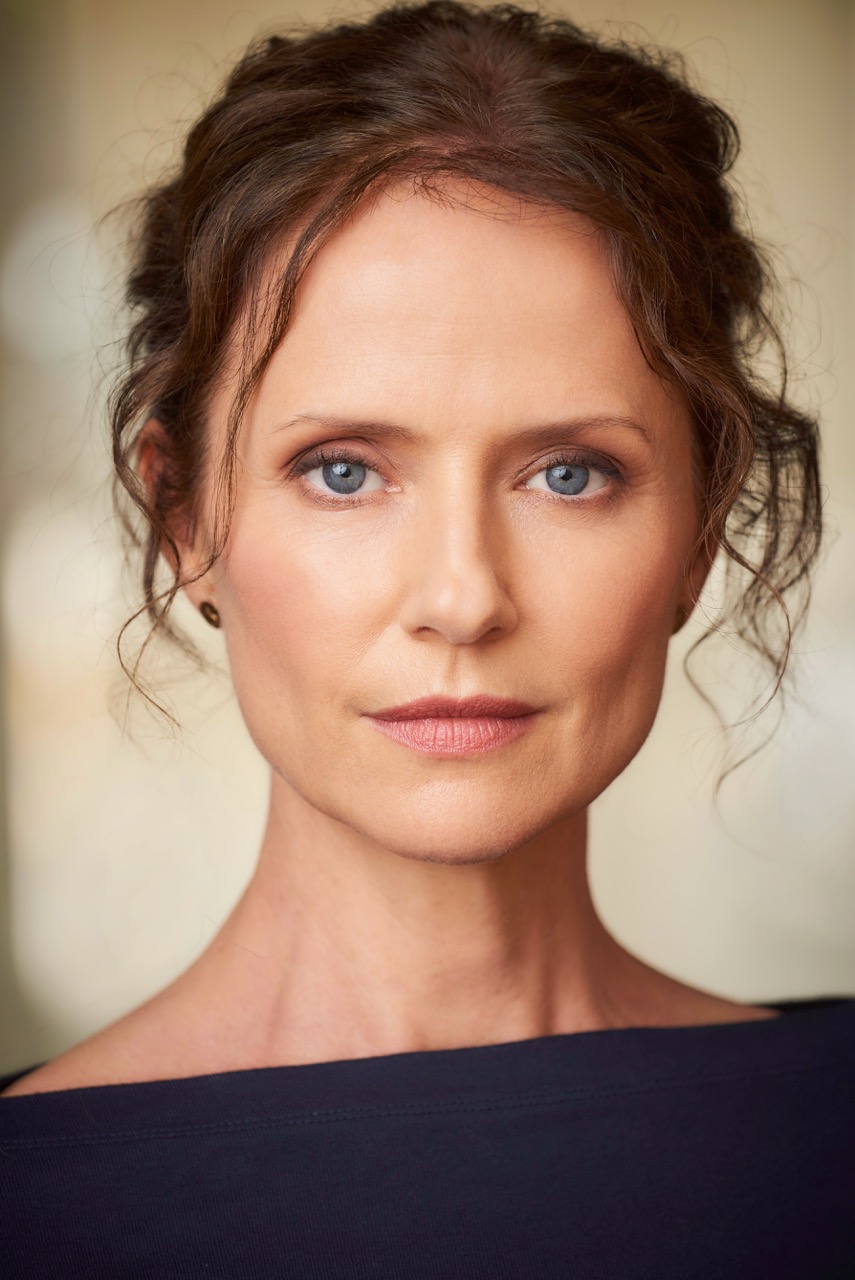 actor Jean Louisa Kelly large photo