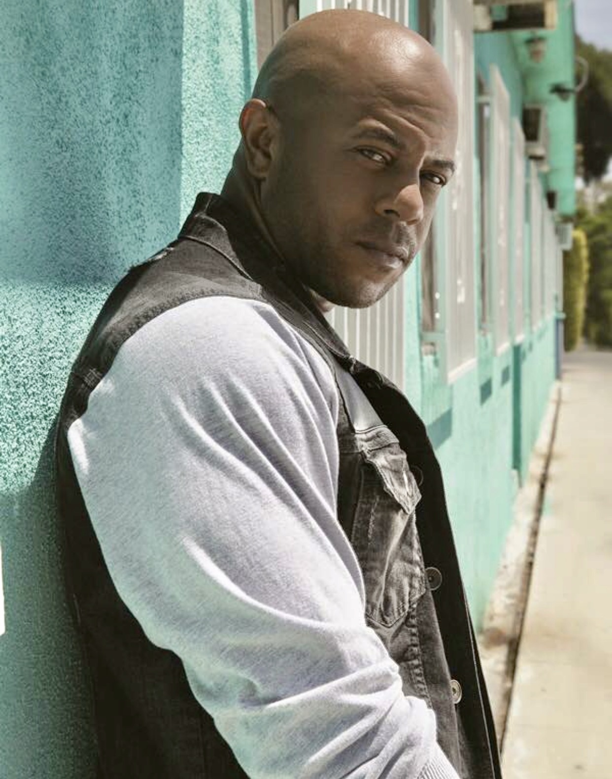 actor Rockmond Dunbar large photo