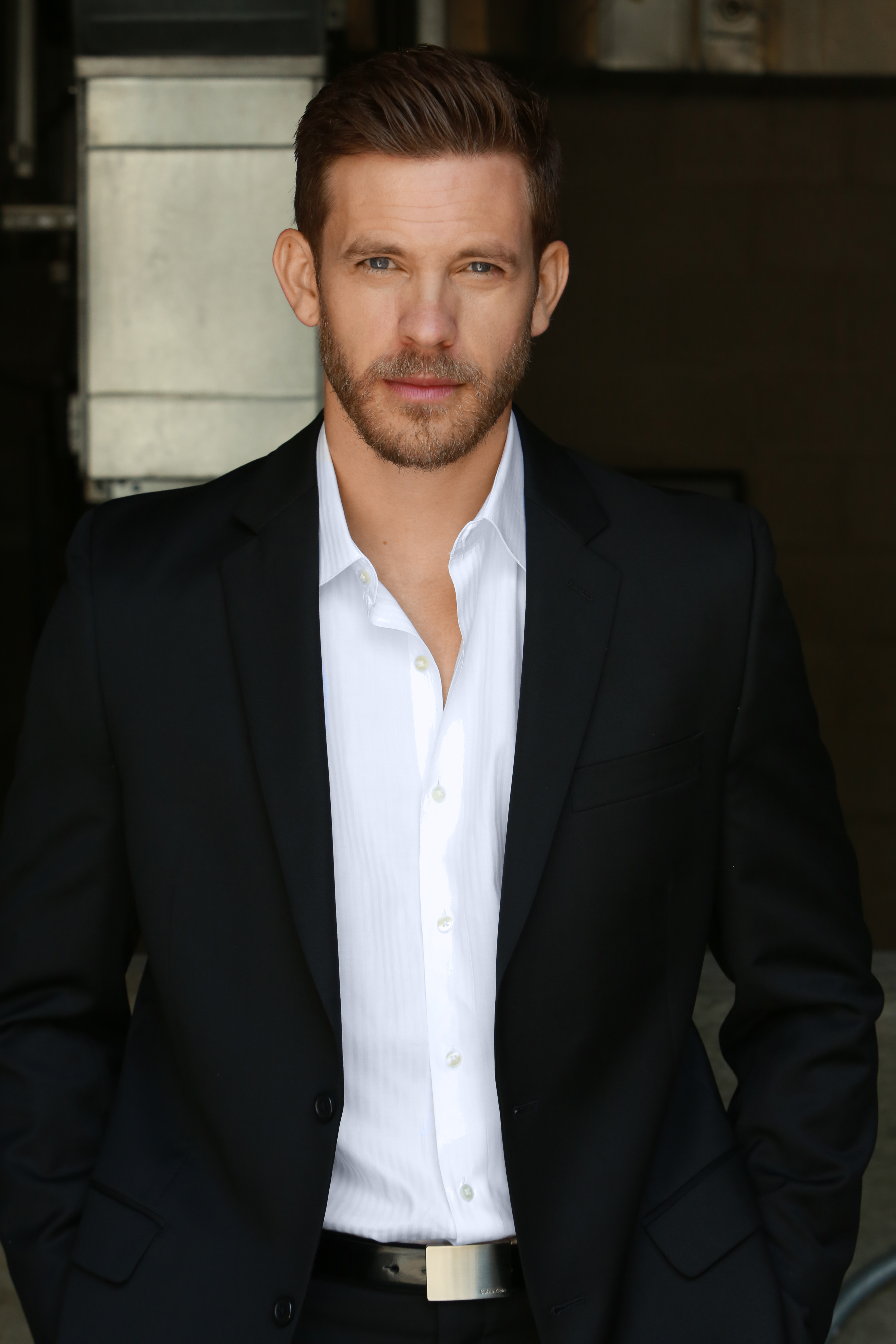 actor Bryce Johnson large photo